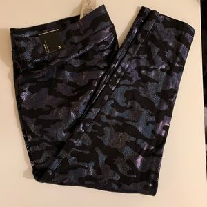 Size 3 TORRID METALLIC LEGGINGS BRAND NEW $25